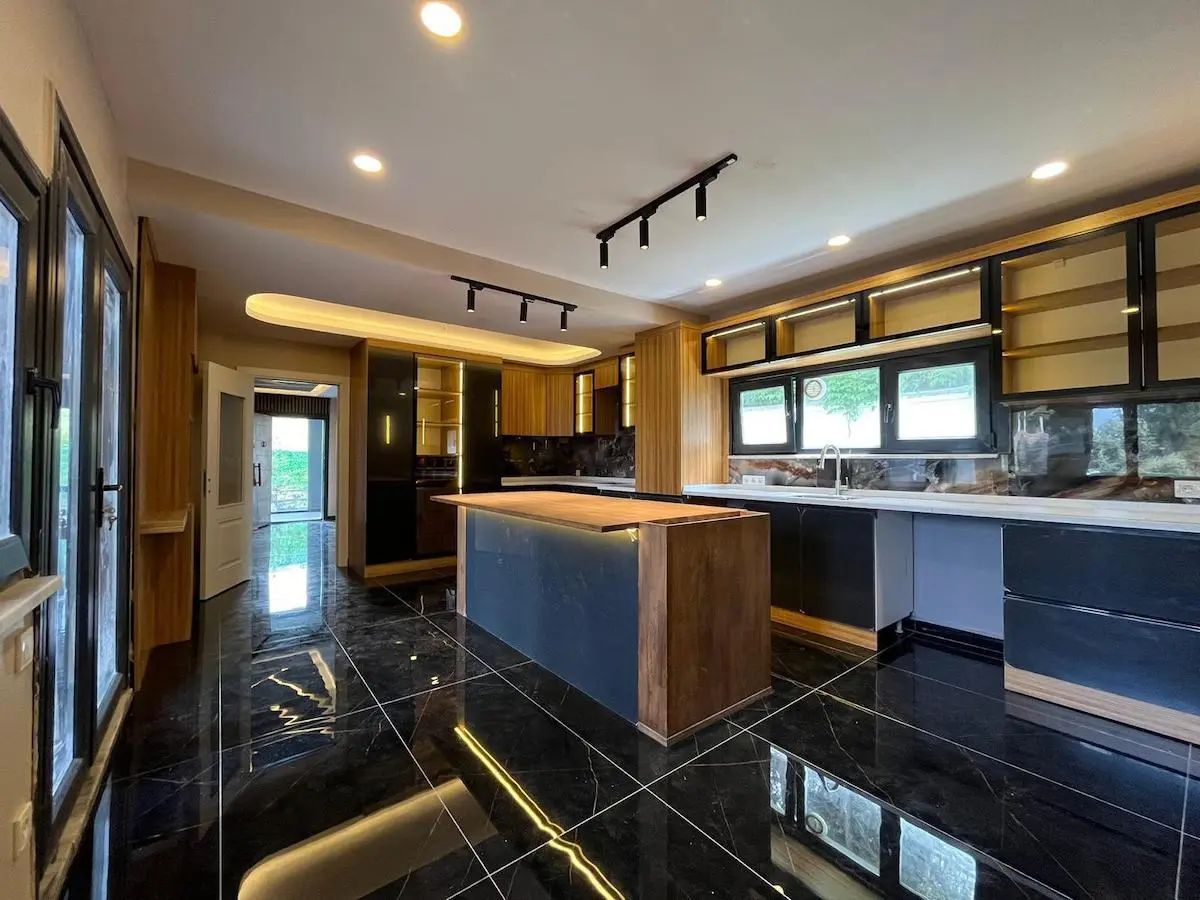 Modern kitchen